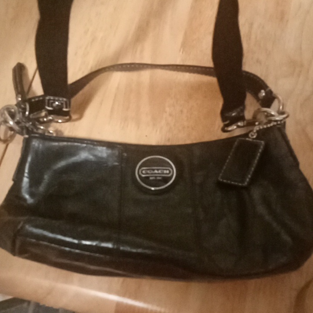 Coach crossbody plus handle bag black like new in great shape
